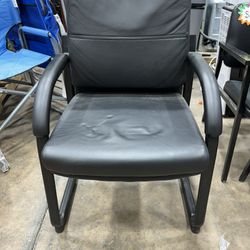 Black Cushion Office Chair