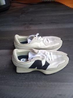 New Balance 327 White Navy Sneakers