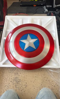 Captain America Shield With Stand