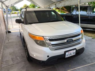 Ford Explorer SUV White 2010