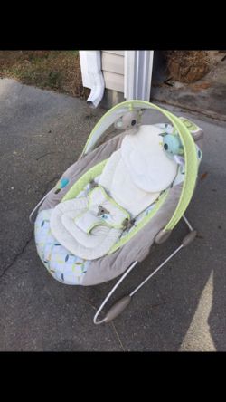 Baby bouncer
