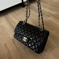 Quilted Shoulder Bag - Black