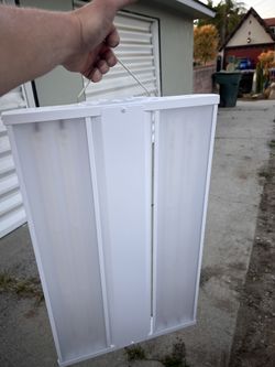 Skyline Linear Highbay Commercial Lights 