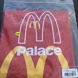 NEW Palace x McDonald's Logo T-shirt Size M Tee