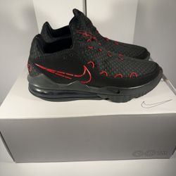 Nike LeBron 17 Low Black Red – Size 9 – Clean