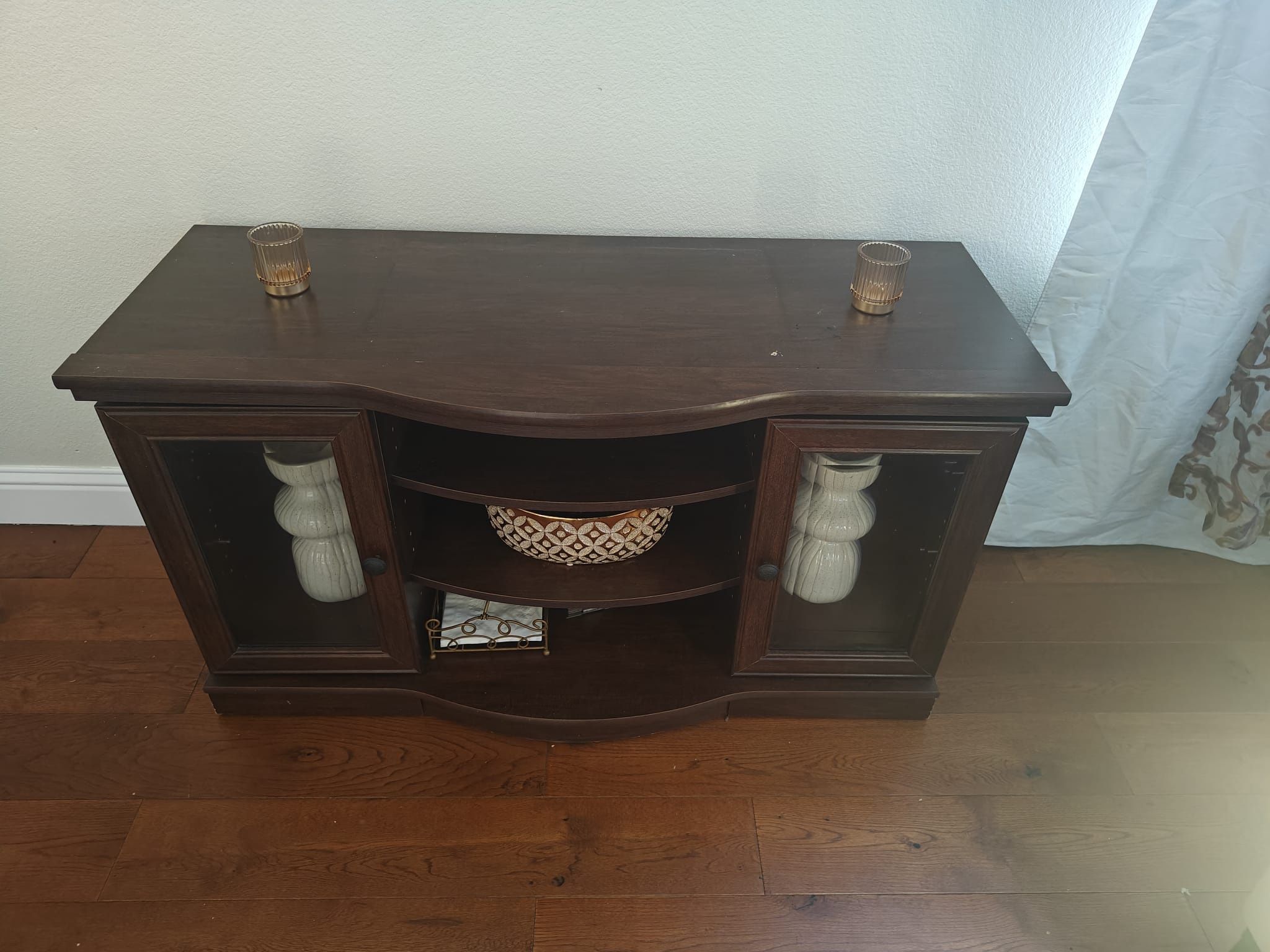 TV Cabinet