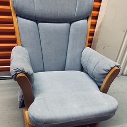 CHECK IT OUT, BEST PRICE $78 Rocking Chair.