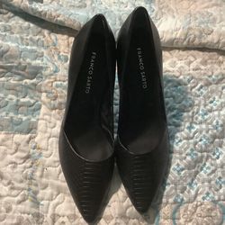 Women’s size 10 heels