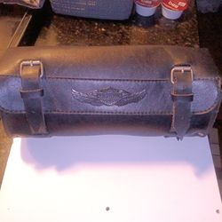 Genuine Harley-Davidson 11" Handlebar Fork Leather Bag