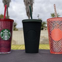 Starbucks Cups 