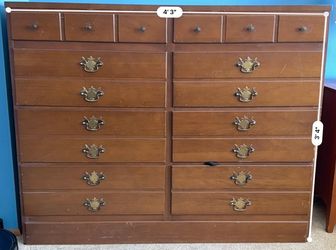 Vintage Double Dresser — Solid Wood, 14 Drawers
