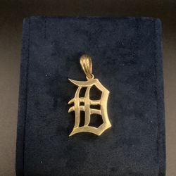 Gold “D” Pendant 