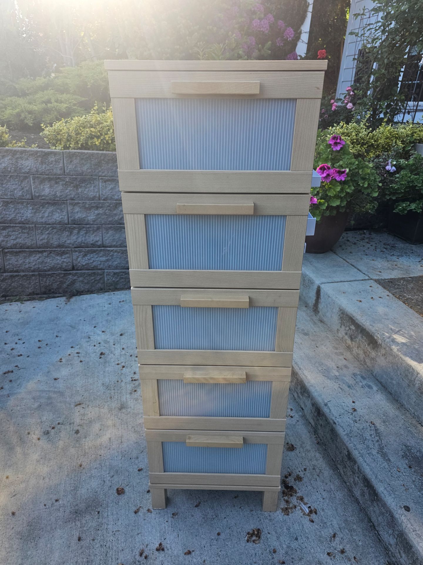 Dresser- IKEA.