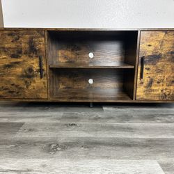 Rustic Farmhouse or Modern Industrial 