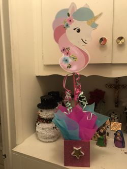Unicorn Center Piece 6 x $50