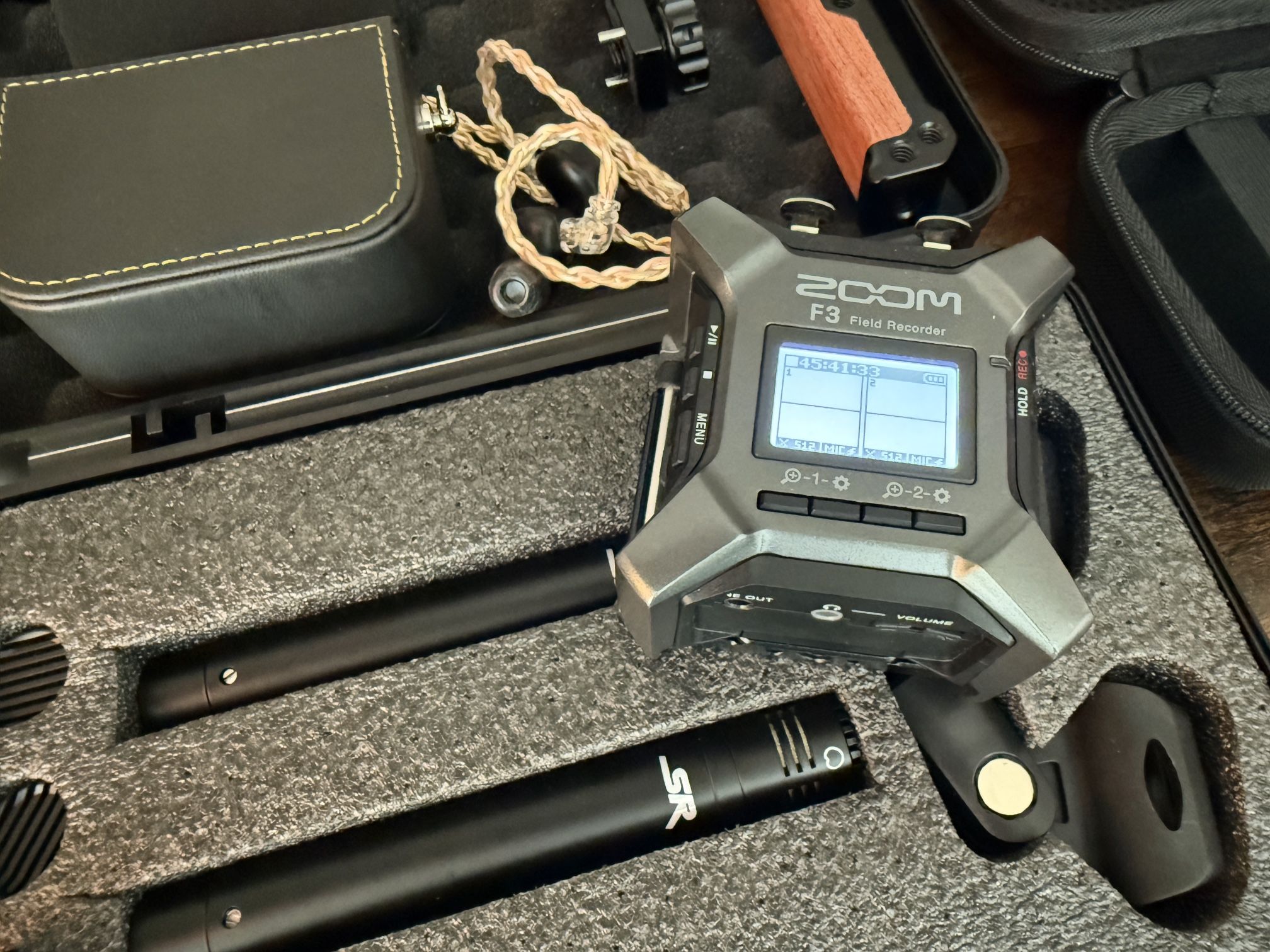 Field Recorder Bundle, Zoom F3 & Accessories, Everything Like-New