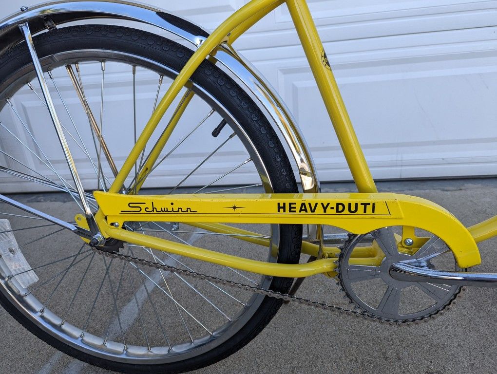 Vintage Classic Schwinn Heavy Duty 26-inch Beach Cruiser Bicycle