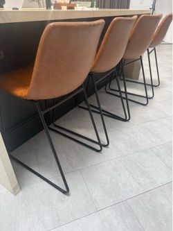 Set of 4 Modern Counter Height Bar Stools