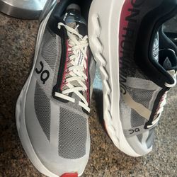 cloud surfer, athletic shoe, New, size 14, $69