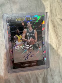 NBA Pau Gasol Autographed Card