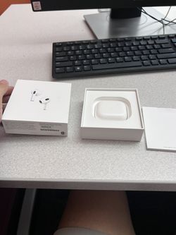 AirPods