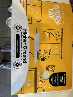 New Higher Ground Memory Foam Cat Perch