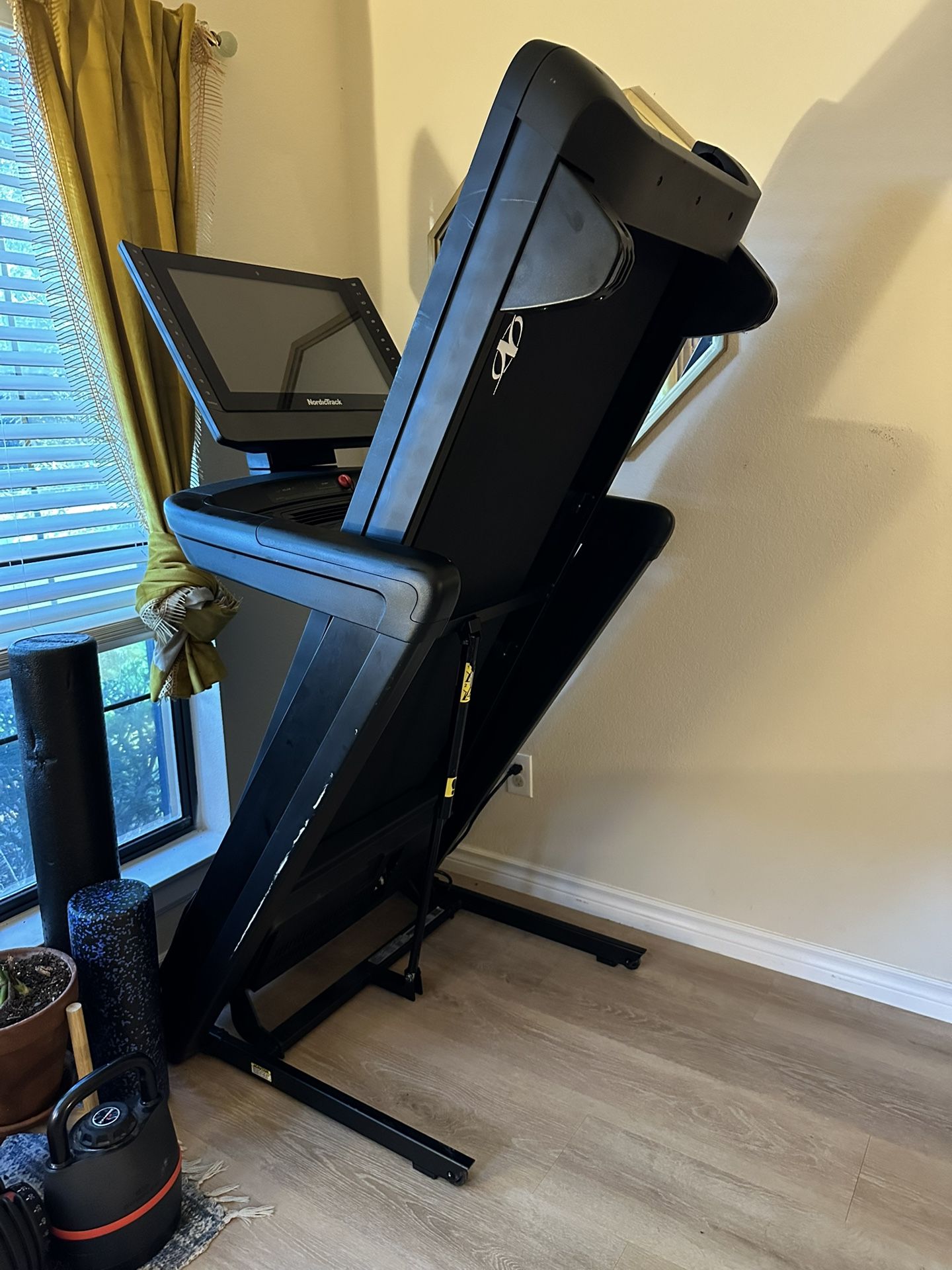 NordicTrack Treadmill 🏃♀️💨