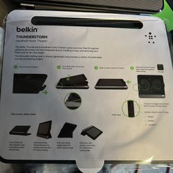 Bellkin Thunderstorm Handheld Home Theater For Tablets