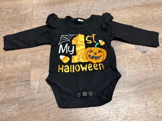 NWOT 0-6 m My first Halloween onsie. Marked size 60
