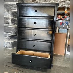 5 Drawer Dresser 