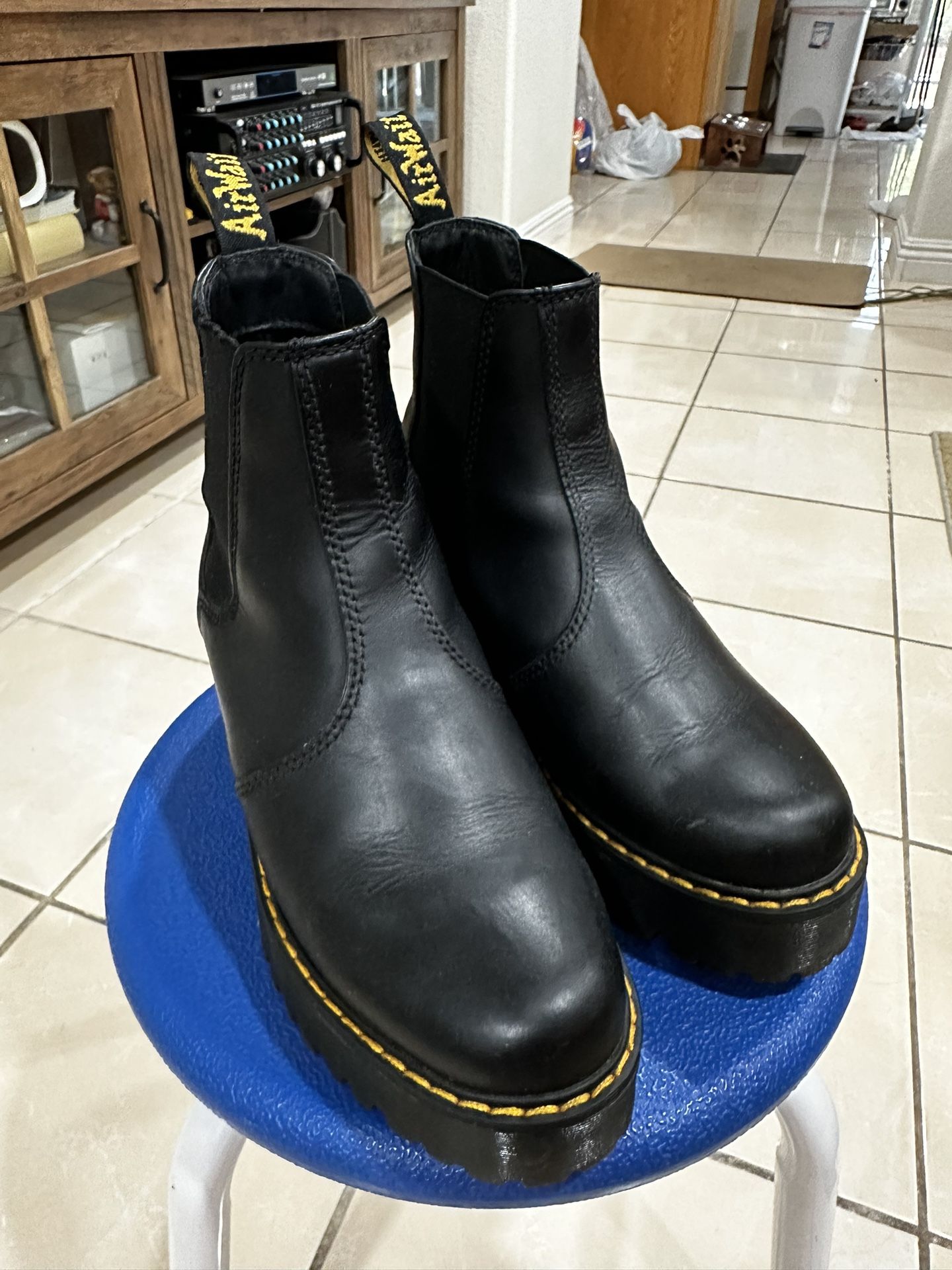 Dr Martens Chelsea Platform Booties