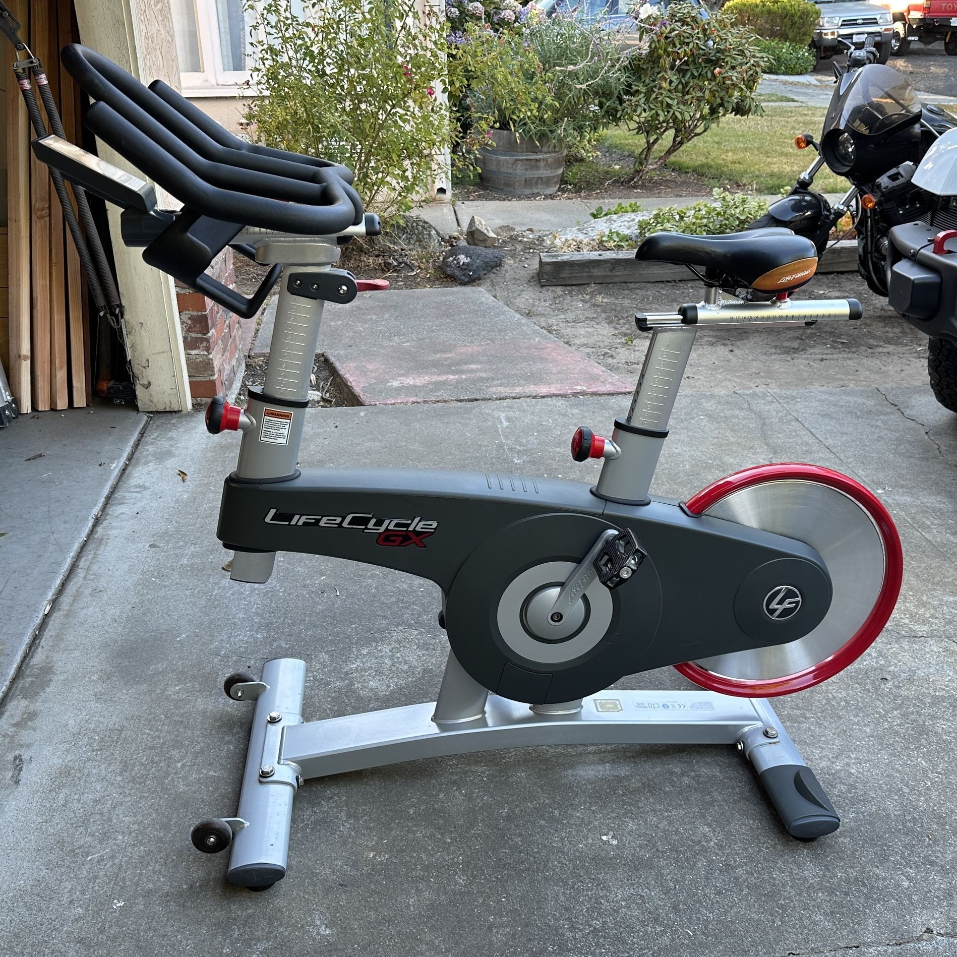 Lifecycle gx used outlet for sale