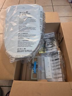 TOTO WASHLET BRAND NEW IN BOX 4 SALE!