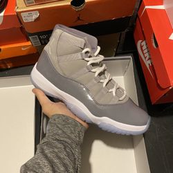 2021 Jordan Cool Grey 11s size 10 VNDS
