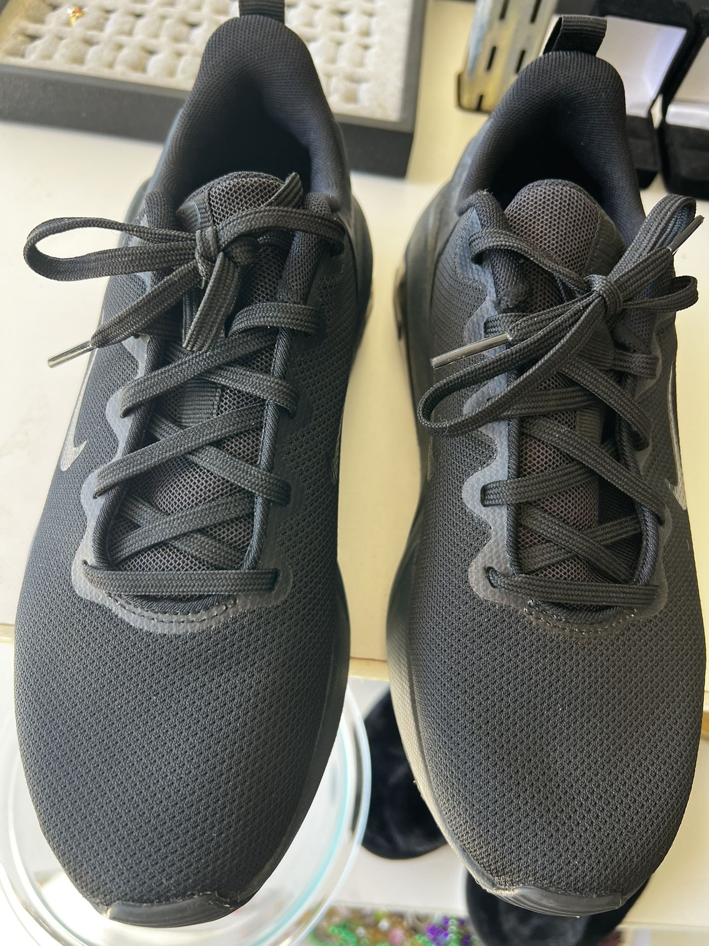 Nikes 7 1/2 Ladies Brand New