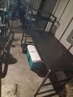 Gaming desk