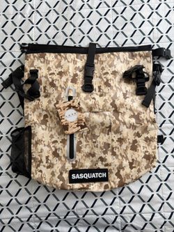 Luxe Sasquatch Waterproof Bagpack