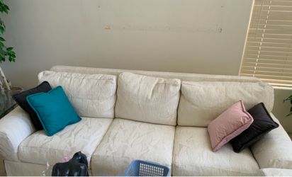 White Fabric Couch in great condition