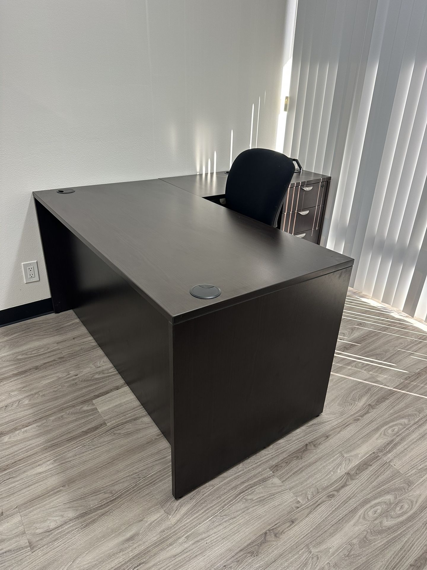 L-Shaped Executive Office Desk with Drawers