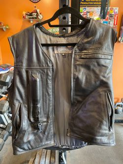 Helite motto leather vest