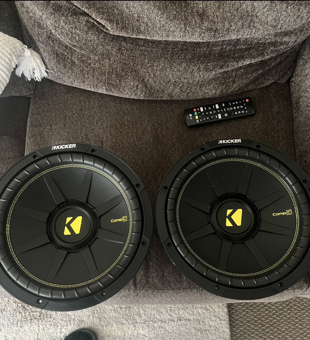 kicker-12s-for-sale-in-lindsay-ca-offerup