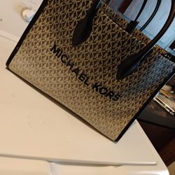 Michael Kors Handbags Used **