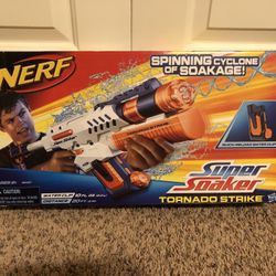 Nerf Super Soaker Tornado Strike gun - New In Original Sealed Packaging