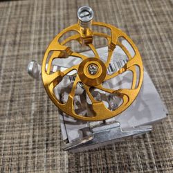 New Fishing Reel