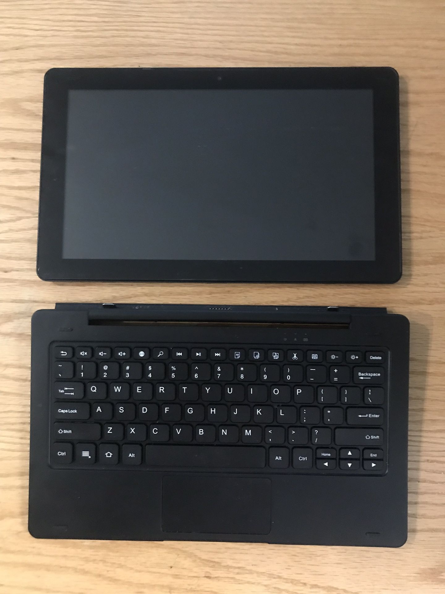 Insignia Flex NSP11A8100 11.6" 32GB Dual Computer/Tablet Android with