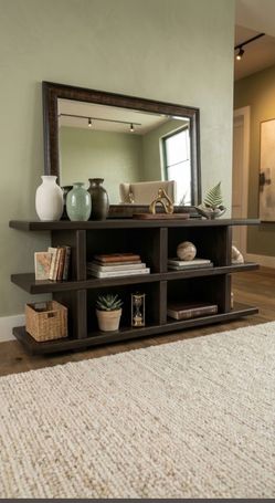 **Thomasville Furniture, heavy duty Bookshelf/ Media Console**