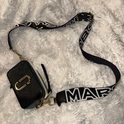 Marc Jacobs Cross Body Camera Bag