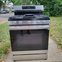 SAMSUNG 5BURNER GAS STOVE