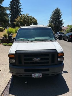 2011 Ford E-250