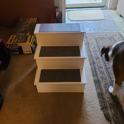 Adir Brand new Dog Steps